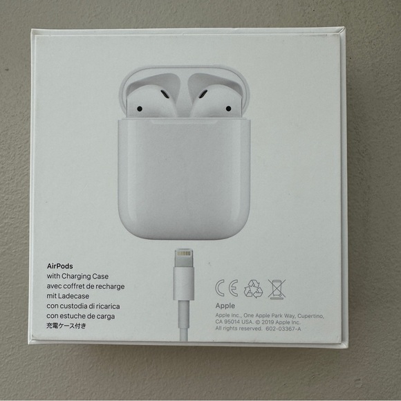 Apple AirPods 2nd Gen - excellent - Picture 6 of 6